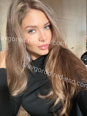 Лариса — Москва