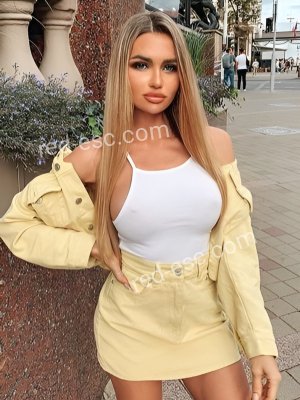 Лера — Москва
