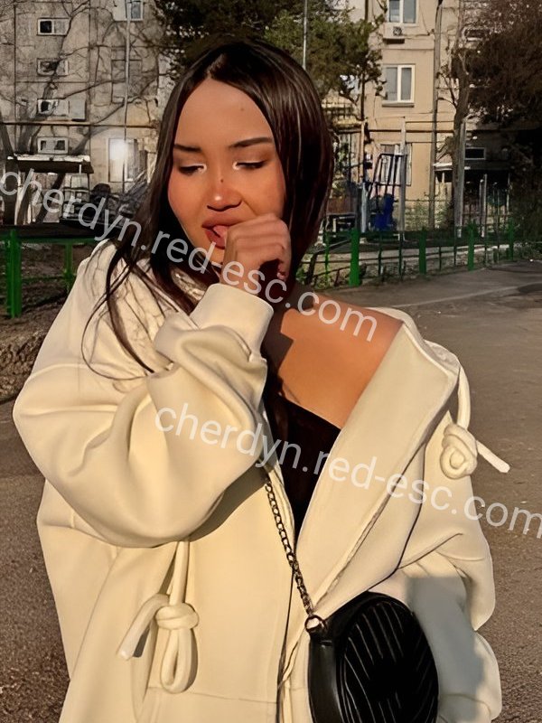Лора — Москва