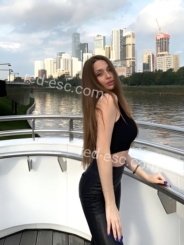 Маша — Москва