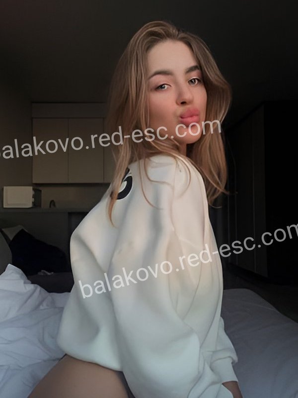 Оля — Москва